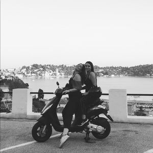 Meet your Posher, Sabrina